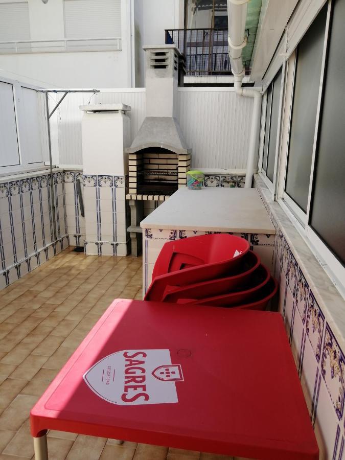 Apartamentos Lazarino1 Nazaré Exterior foto